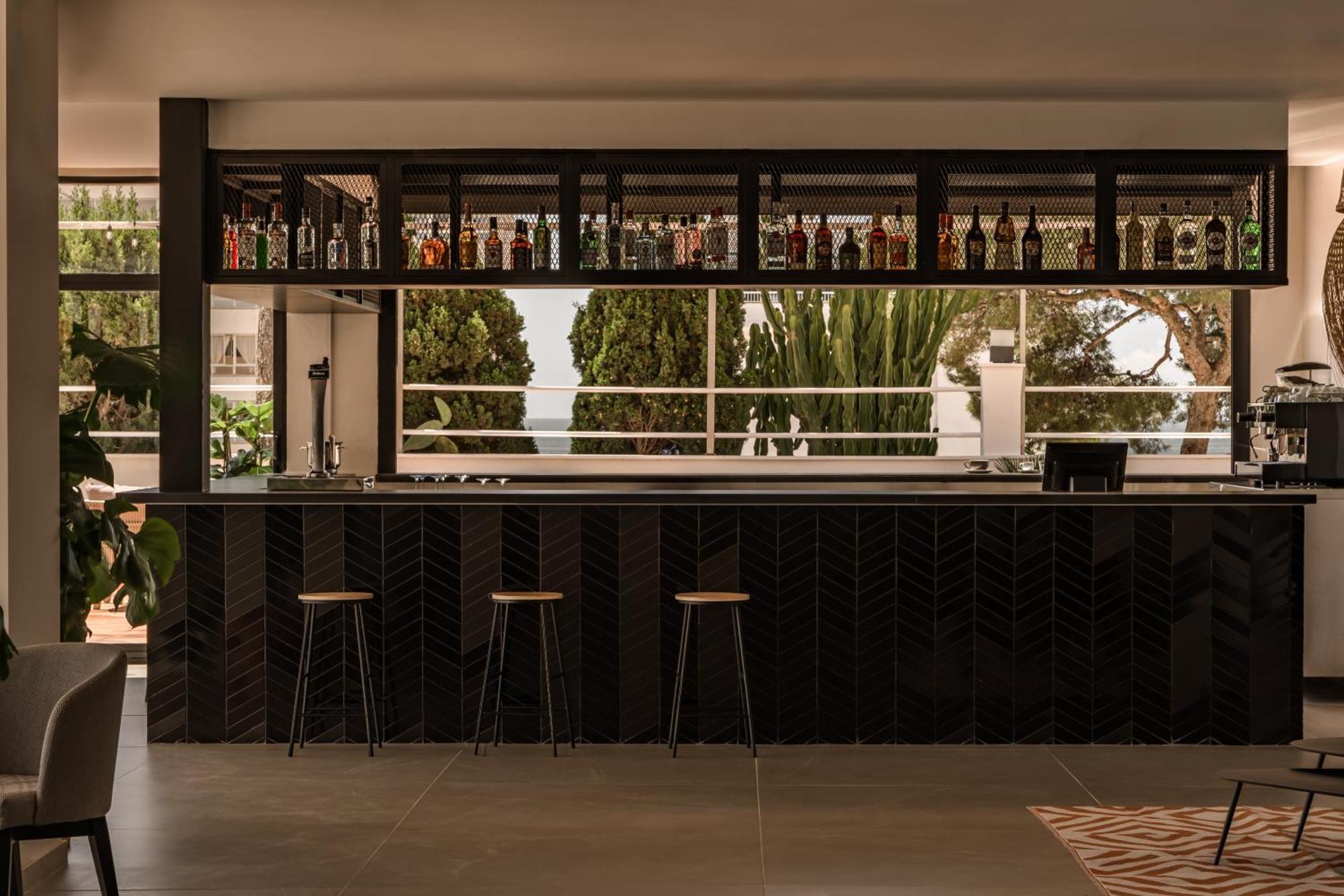 Cooks Club Calvia Beach - Adults Only Magaluf  Exterior photo